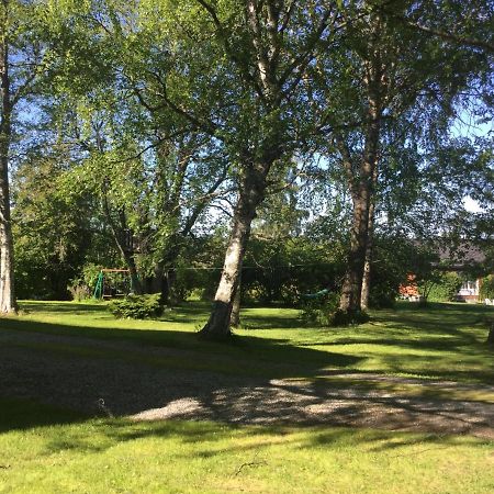 Lilla Lilo Garden Villa Östersund Buitenkant foto