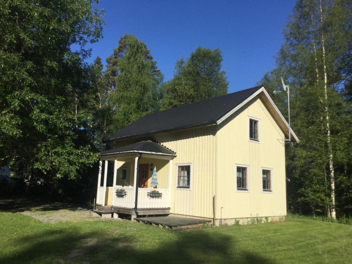 Lilla Lilo Garden Villa Östersund Buitenkant foto