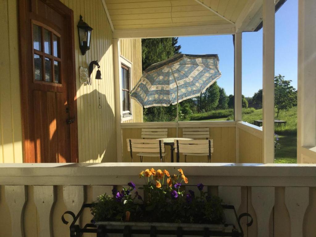 Lilla Lilo Garden Villa Östersund Buitenkant foto
